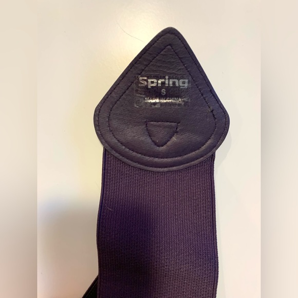 🍒5/$20🍒 Spring Purple Waistbelt - Picture 4 of 5